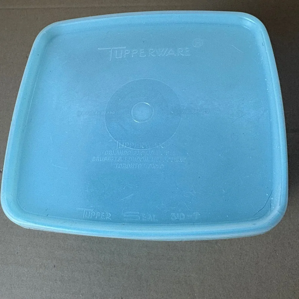 Tupperware light blue